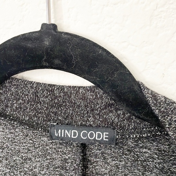 Mind Code black cardigan - Picture 3 of 4